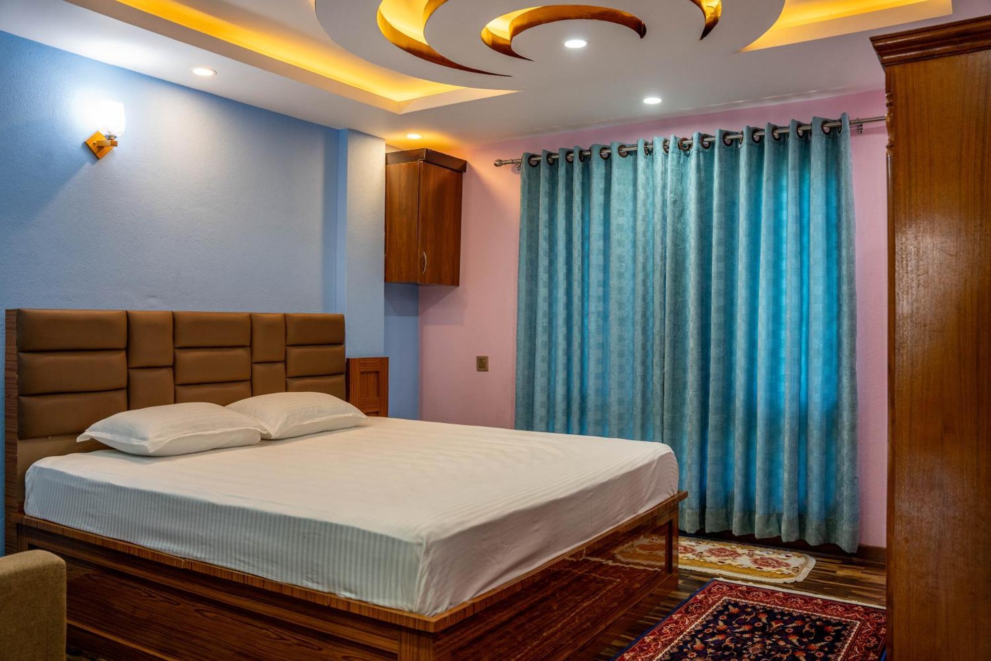 Homestay Book Now Катманду Екстериор снимка