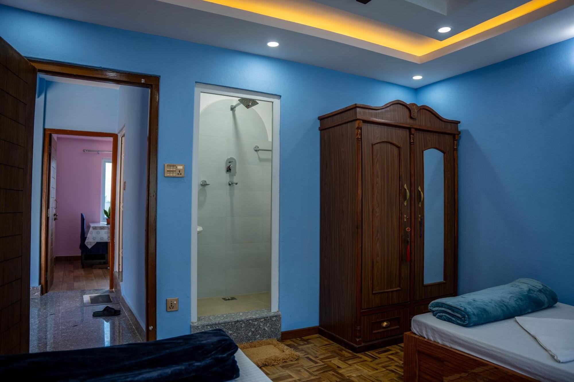 Homestay Book Now Катманду Екстериор снимка