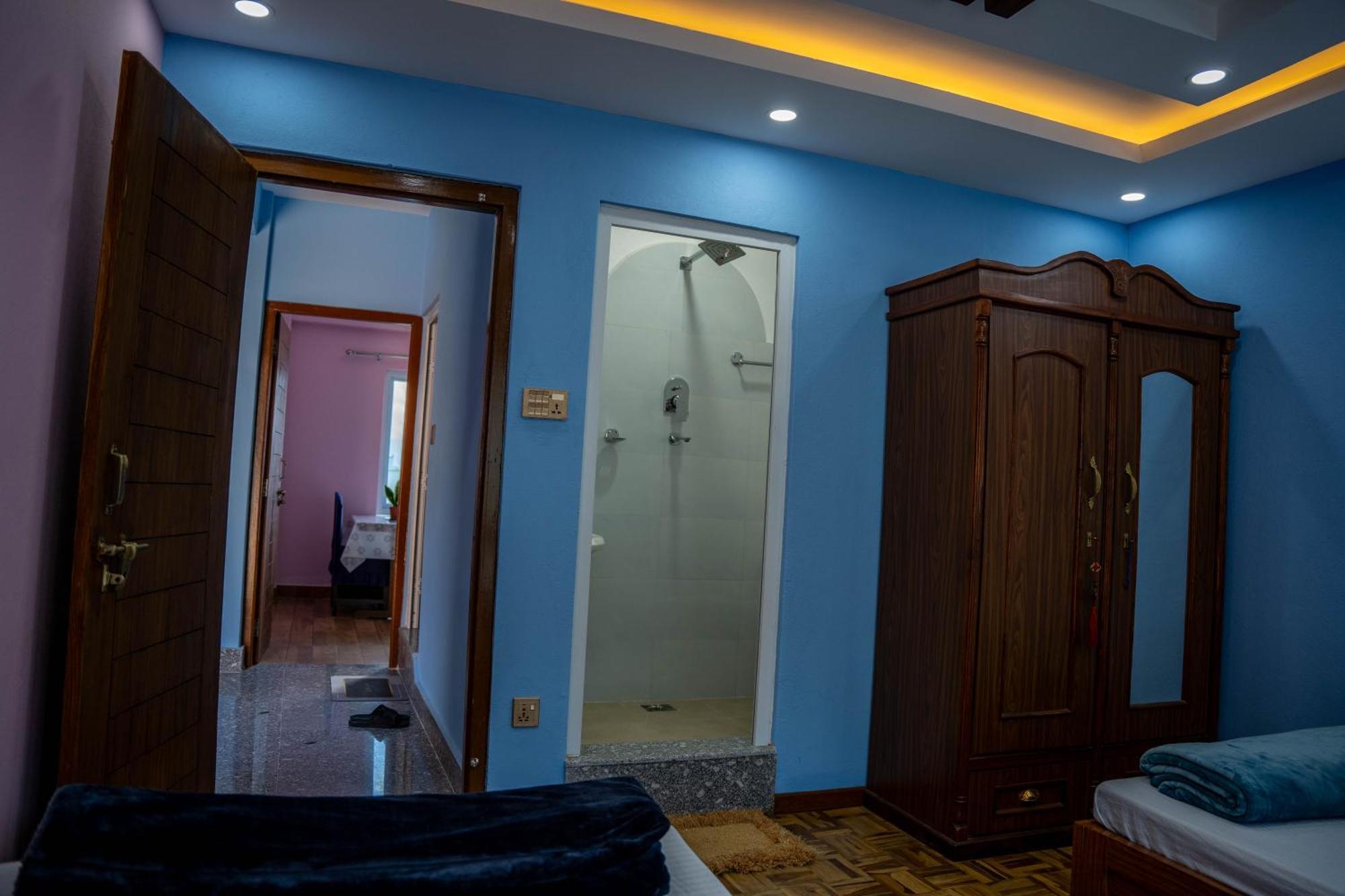 Homestay Book Now Катманду Екстериор снимка